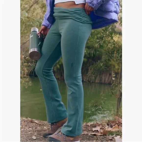 Free People Movement Pants - Free People Movement Aced It Leggings in Midnight Jade‎ Green Size L NWT
